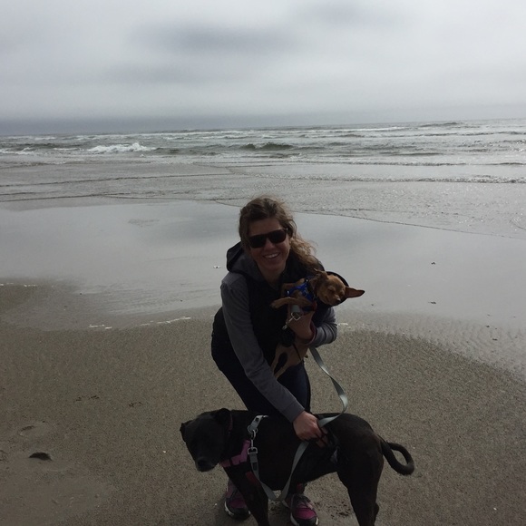 Meet your Posher, Rechelle - Picture 1 of 1